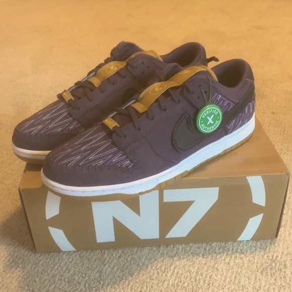 Shoe Nike purple dunks